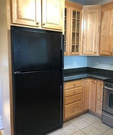 2nd image of 1711 N Fern Ct #1