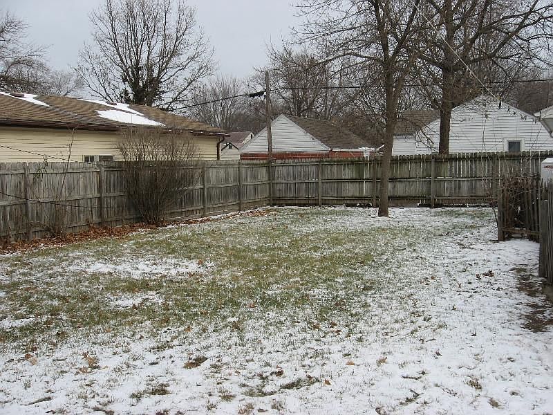 2nd image of 3921 54th St