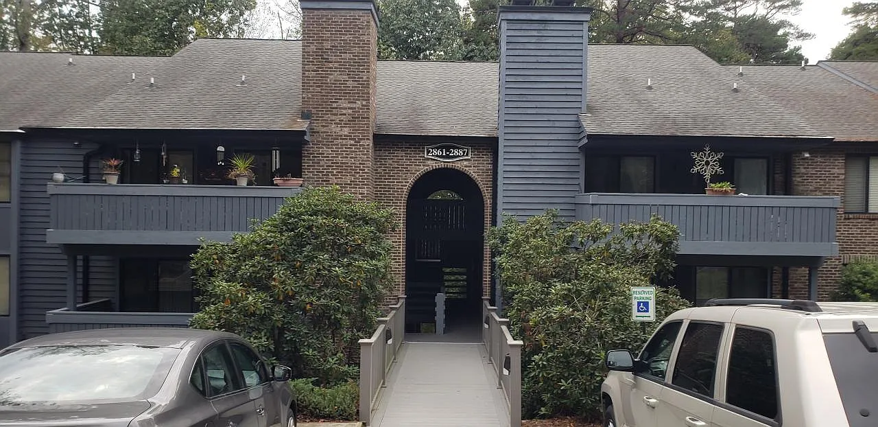 1 bed, 781 sqft, $985 — Photo 1