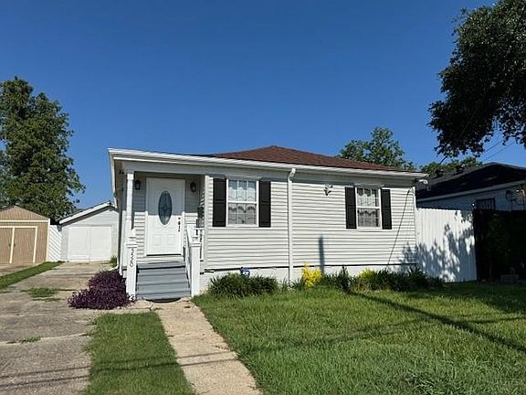 2nd image of 5520 Wingate Dr