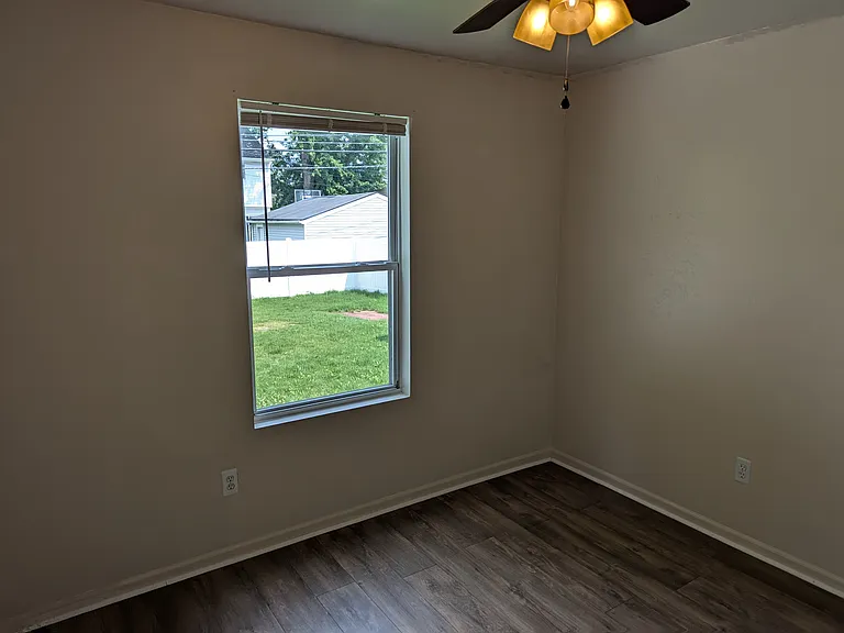 3324 Buckingham Ave — Photo 11
