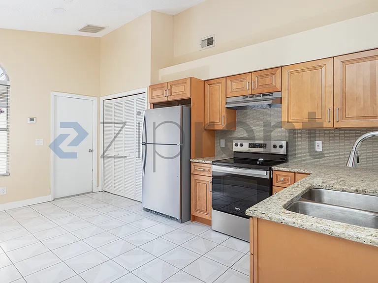 5425 Wood Crossing St — Photo 5
