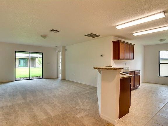 3rd image of 5656 Elsinore Way