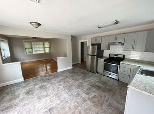 161 New Haven Ave #3, Derby, CT 06418