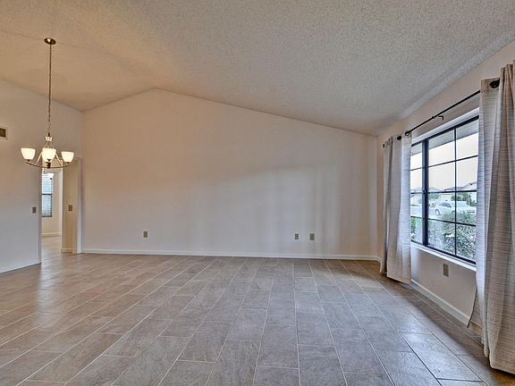 3rd image of 14611 W Yosemite Dr