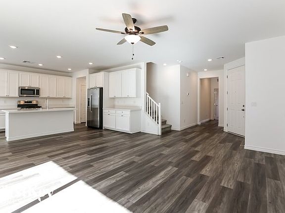4th image of 3033 N Rainbow Blvd