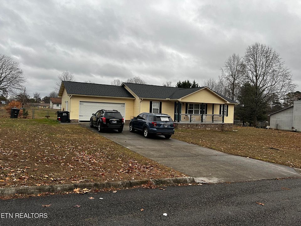 1st image of 630 Emerald Ave