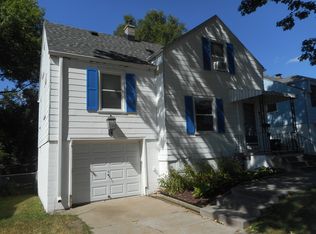 6472 Pierce St, Omaha, NE 68106