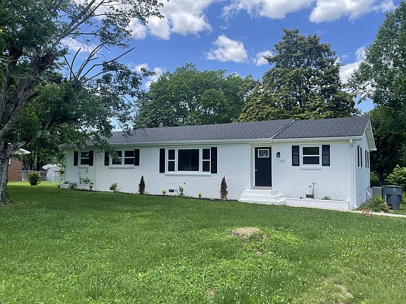 3rd image of 108 N Hills Dr