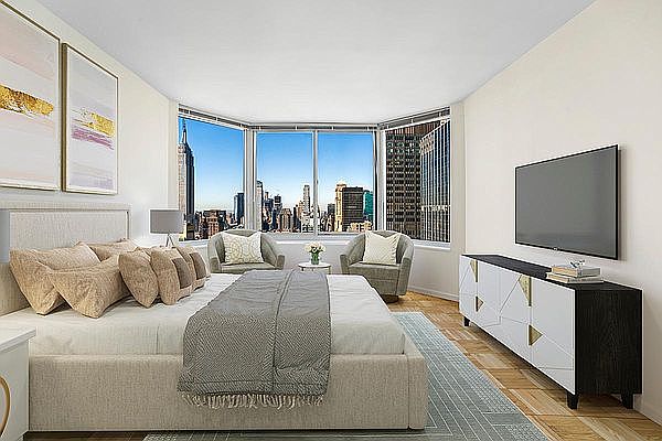 1st image of 240 E 39th St APT 37G