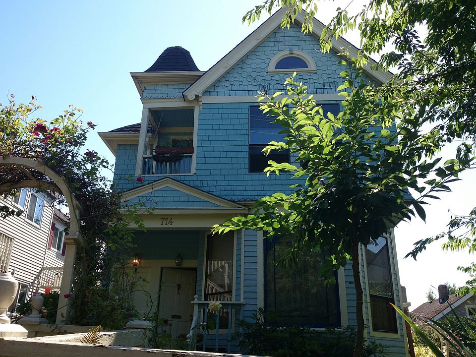 2nd image of 714 21st Ave