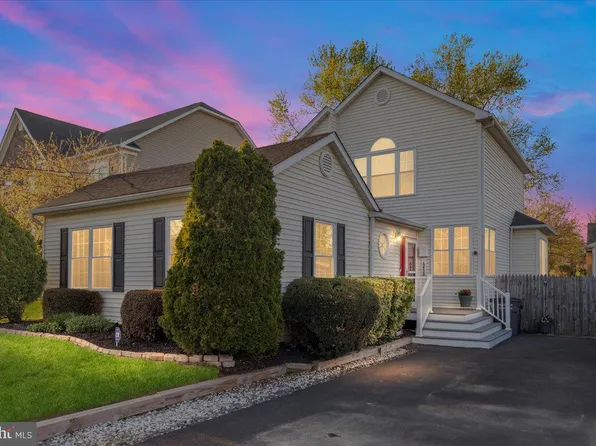 6450 2nd St, Alexandria, VA 22312