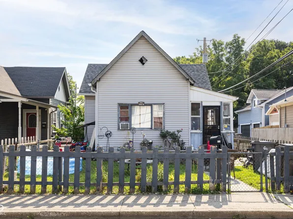 819 Olive St, Indianapolis, IN 46203