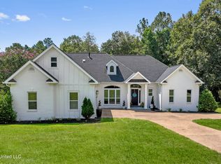 20175 Hill Top Rd, Saucier, MS 39574