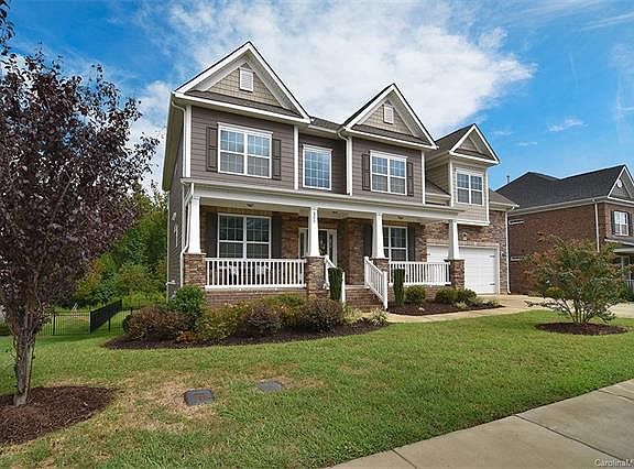 2nd image of 208 Golden View Dr