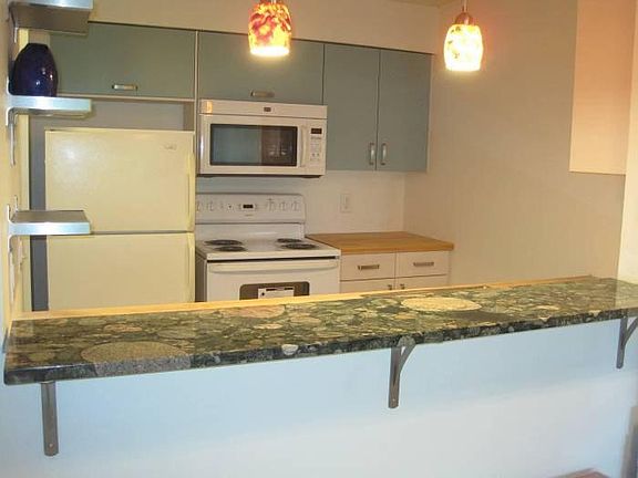 2nd image of 2809 E Minnehaha Pkwy APT 102