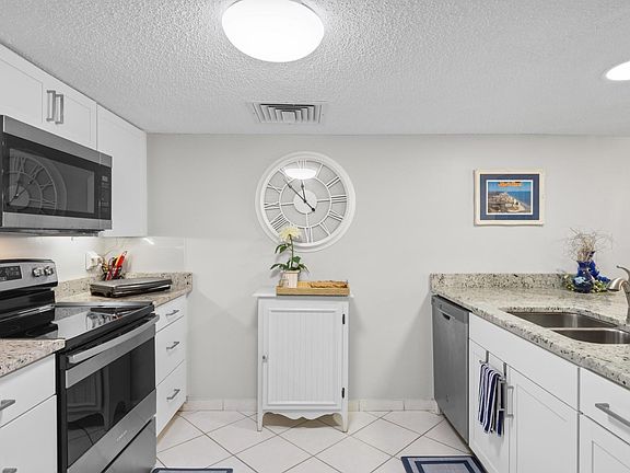 5th image of 9500 Shore Dr. #4C