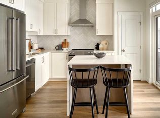 60 S Howse Ln NE #1001, Calgary, AB T3P0Z3