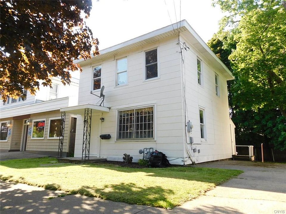 1st image of 129 E Oneida St
