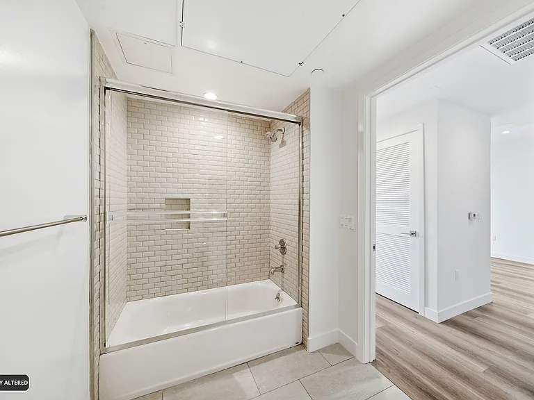 Tub & Shower