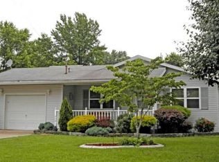 911 19th St, Vienna, WV 26105