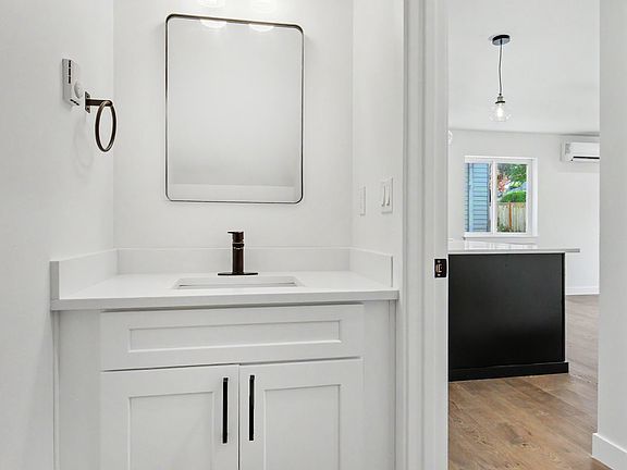 3rd image of 5610 Rockefeller Ave SE #2