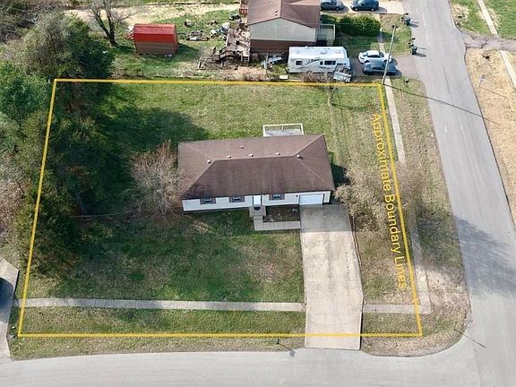 5th image of 1330 Bramblett Blvd