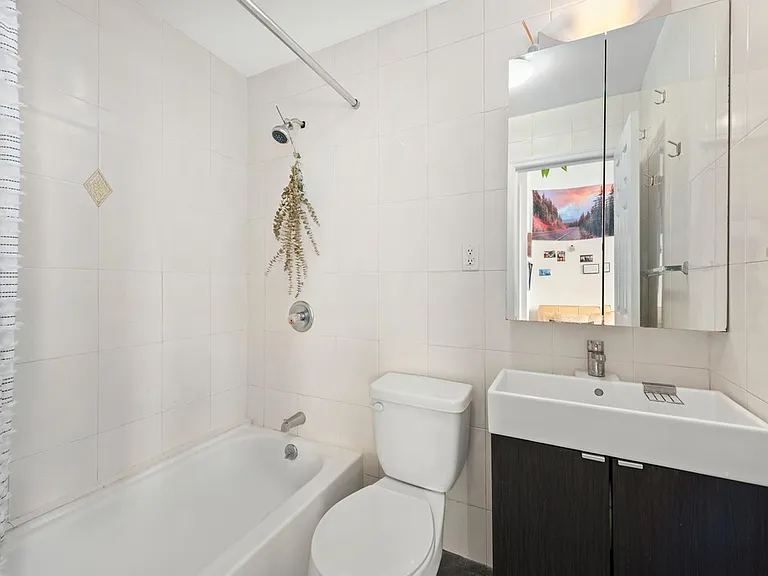 25 Bogart St #3N — Photo 7