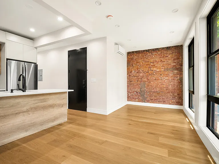 256 Dean St #3 — Photo 4