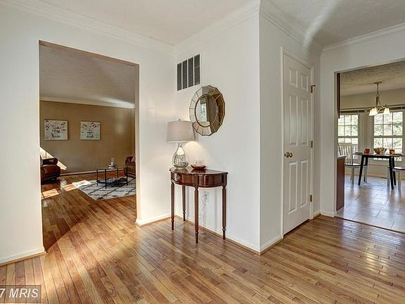 4th image of 13934 Bergenfield Dr