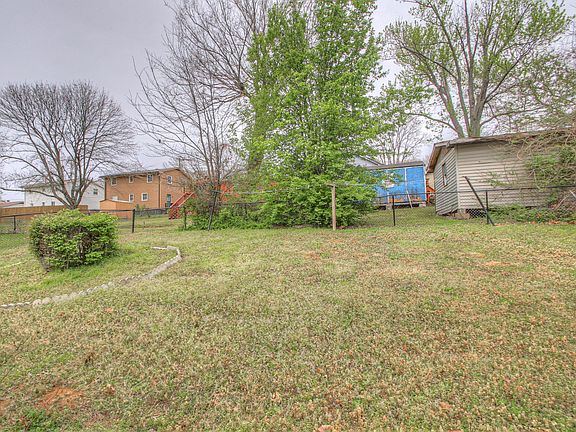 4th image of 2526 Allenwood Dr