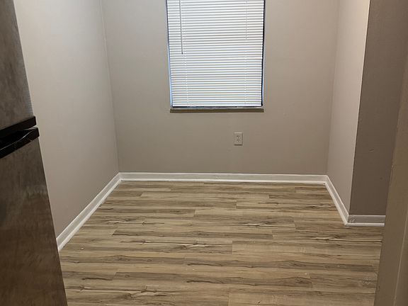 3rd image of 2504 Chestnut Woods Dr #2504