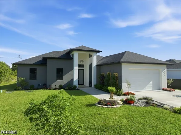 2912 45th St SW, Lehigh Acres, FL 33976