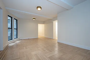 Rented by Rita S Citrin, LREB