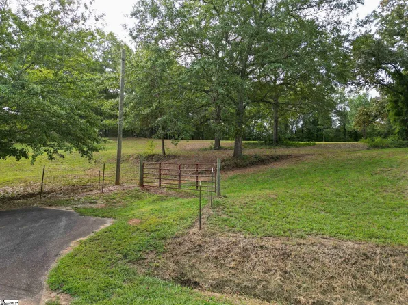 240 Hamby St, Pelzer, SC 29669