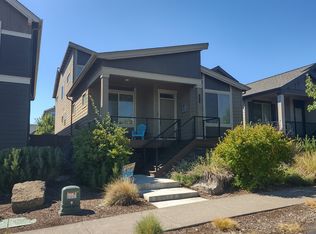 20863 Gateway Dr, Bend, OR 97702