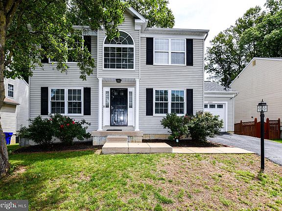 2nd image of 2424 Vidalia Ct