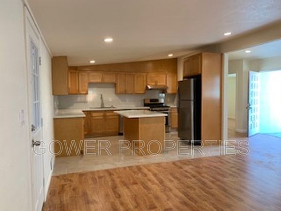 2nd image of 37734 Teakwood Dr