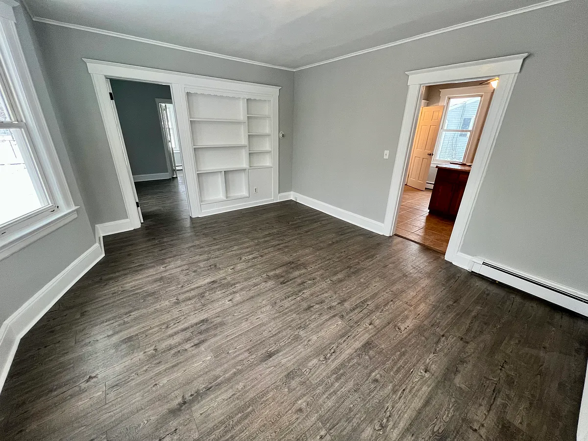 Building Photo - 116 Sherman Ave #1