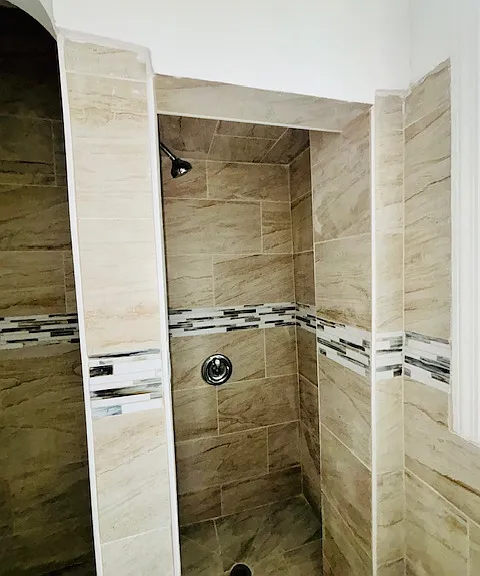 2029 E Tioga St #2 — Photo 8