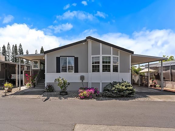 3rd image of 705 Sequoia Street