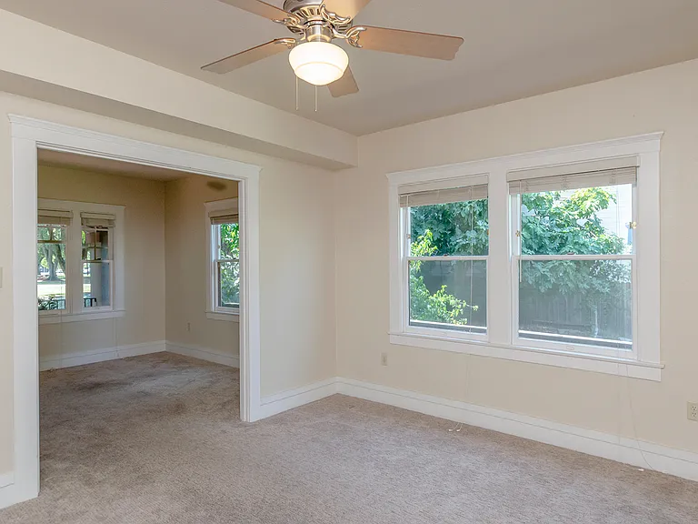 615 T St #4 — Photo 7