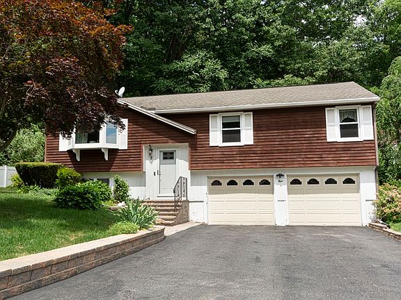 2nd image of 8 Cedar Rd