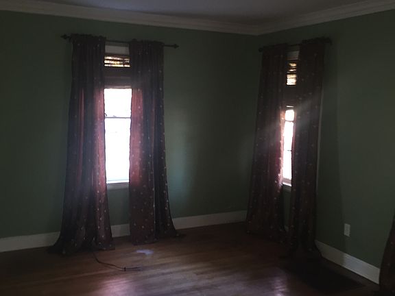 5th image of 5491 Park Ave