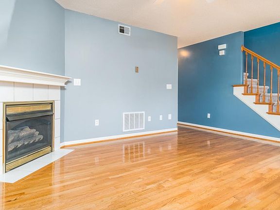 5th image of 3115 Walnut St #12