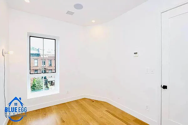 Rented by GROOME REALTY LLC | media 8