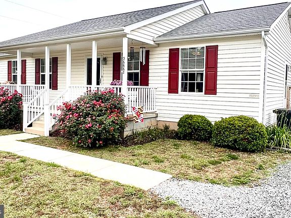 5th image of 36668 Owens Dr