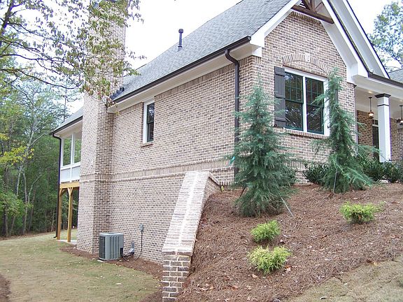 Brick exterior and wingwall