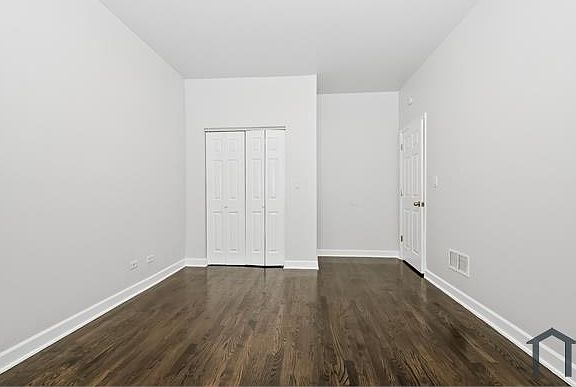 4th image of 3700 W Cermak Rd #3