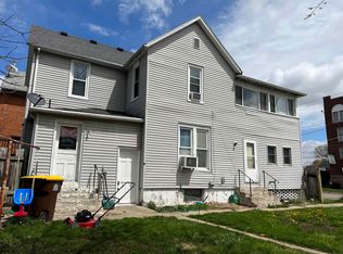 604-606 S West Ave, Freeport, IL 61032